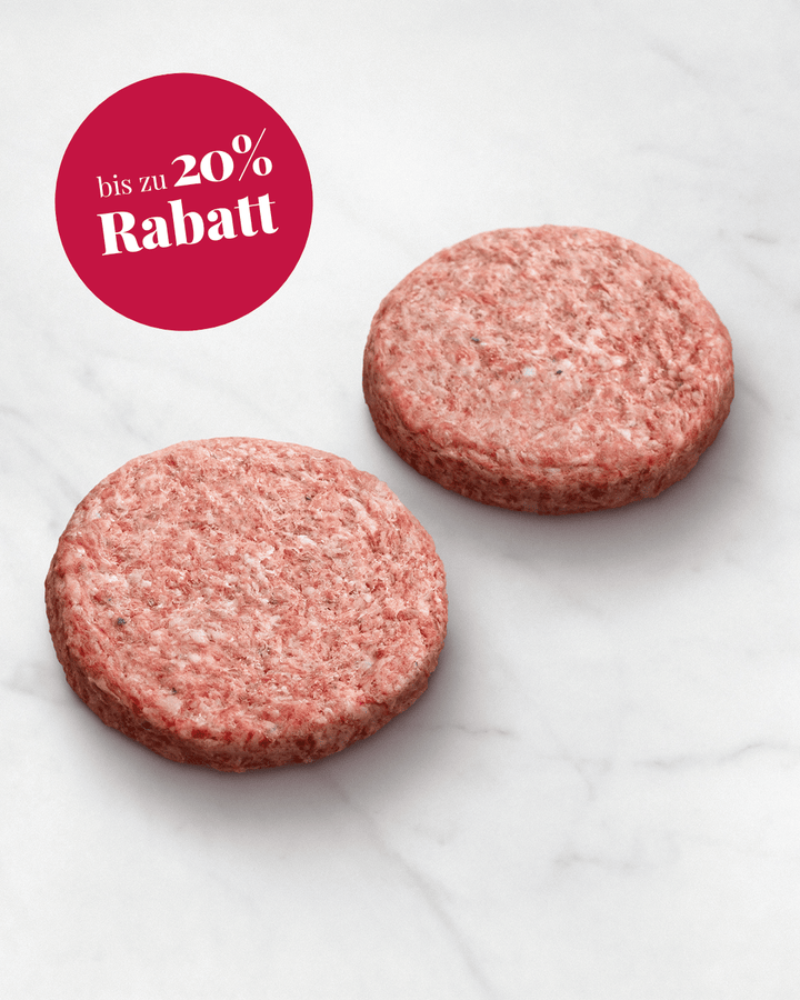 Dry Aged Wagyu Burger Patty, testsieger-fleisch - Wagyu Burger, Wagyu Patties auf weißem Hintergrund, wagyu rind, perfekte burger patties, patties für burger, burger patties tiefgefroren